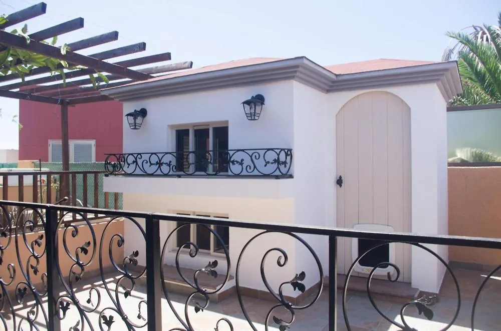 Villa La Marosca - Jacuzzi, Private Pool, 3 Bedrooms カレタ・デ・フステ 0*,