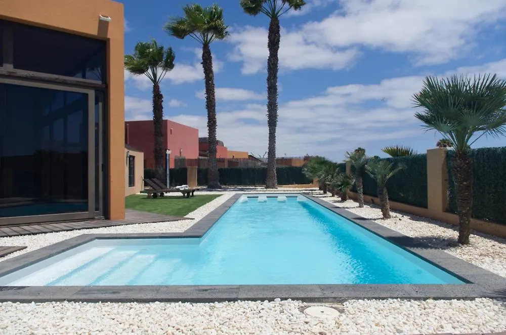 Villa La Marosca - Jacuzzi, Private Pool, 3 Bedrooms カレタ・デ・フステ 0*,