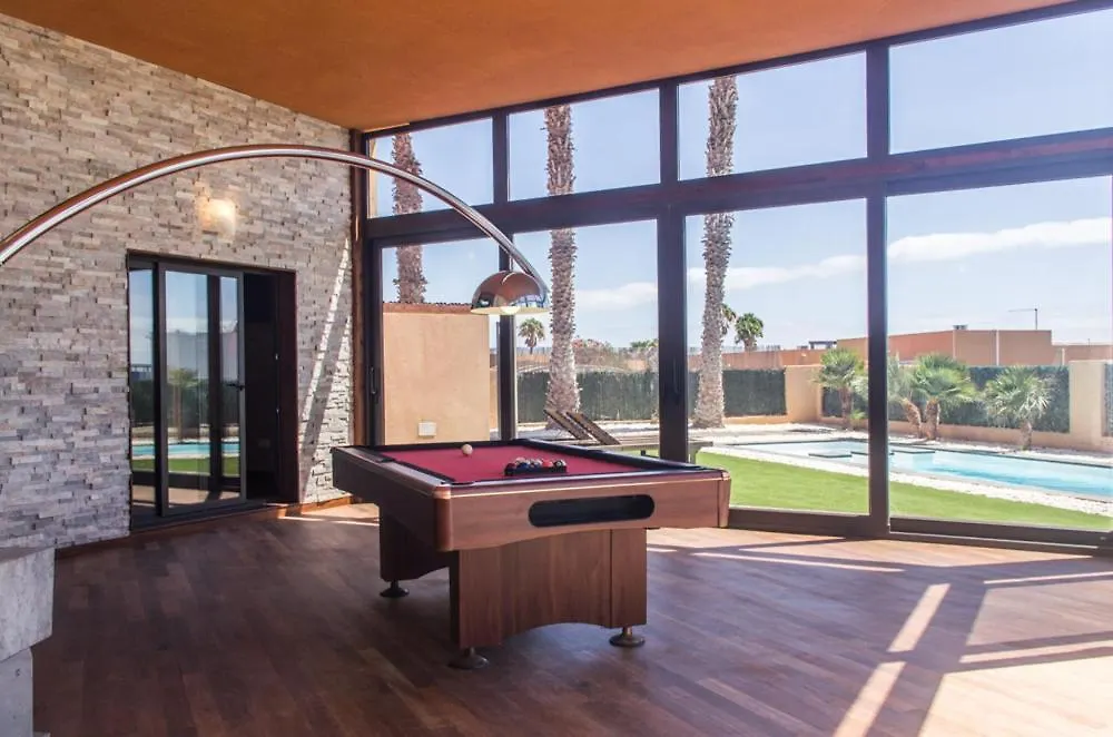 Villa La Marosca - Jacuzzi, Private Pool, 3 Bedrooms カレタ・デ・フステ